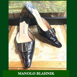 SALE💕SZ 37/7-MANOLO BLAHNIK BLACK LEATHER SLIDES